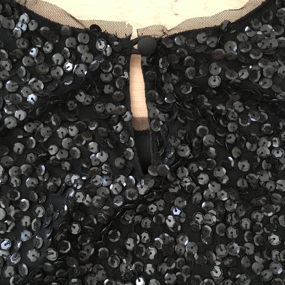 NWOT Gryphon Sequin Top - Picture 6 of 6